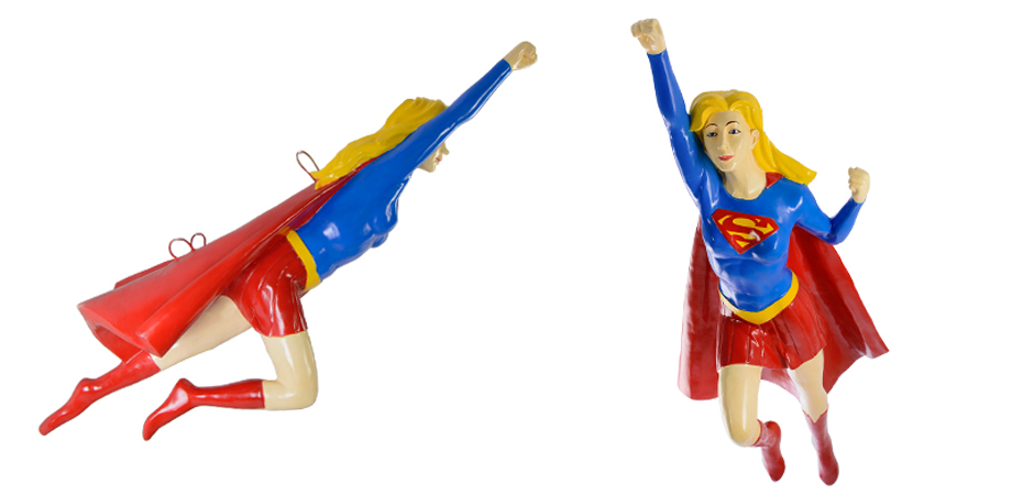 Большой арт-объект Superwoman - фото №2