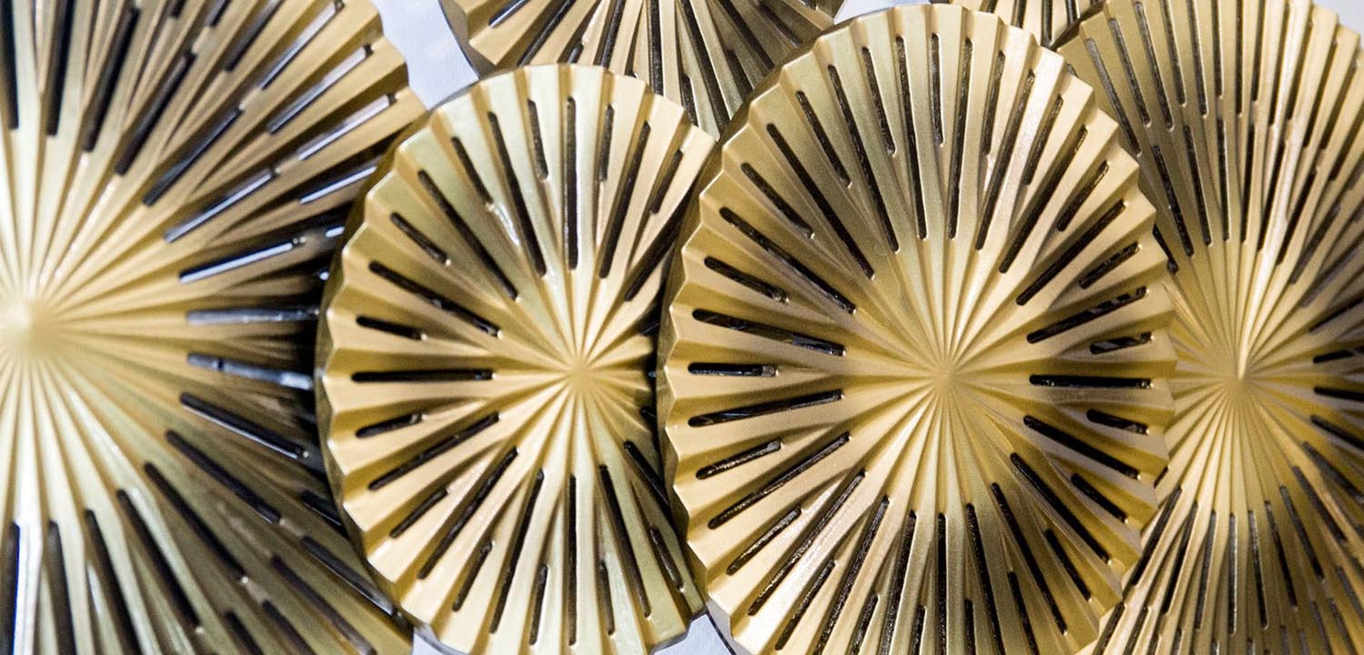 Арт-объект Apollo Brown and Gold Wall Plaque Disc gap 9 - фото №1