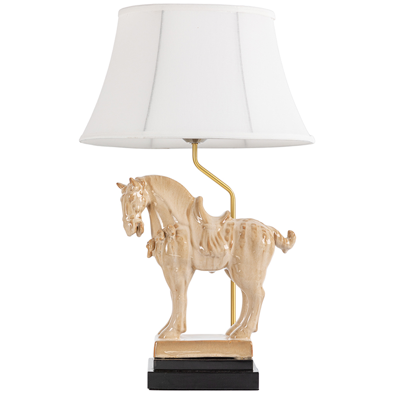 Настольная лампа Dynasty Tang Horse Sculpture Lampshade Бежевый Коричневый Белый Латунь Настольная лампа Dynasty Tang Horse Sculpture Lampshade Бежевый Коричневый Белый Латунь в Волгограде | Loft Concept
