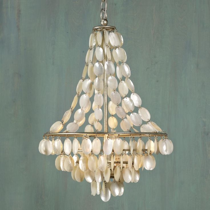 Подвесной светильник SHELL Classic Chandelier Белый Серебряный Подвесной светильник SHELL Classic Chandelier Белый Серебряный в Волгограде | Loft Concept