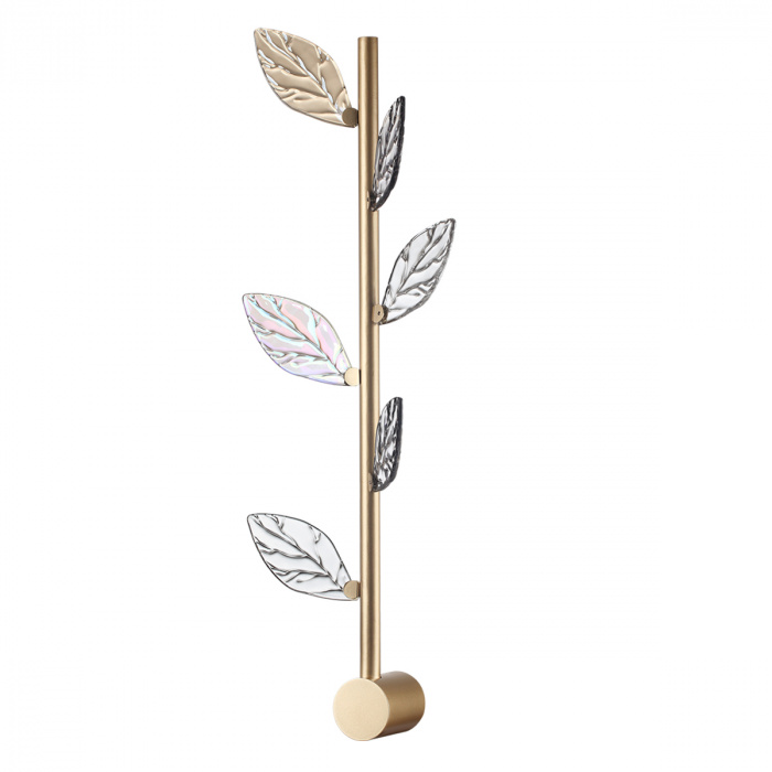 Бра с золотистой вертикальной трубкой и декоративными прозрачными листьями из стекла Sylva  матовое золото Дымчатый (Smoke) Прозрачное Стекло в Волгограде | Loft Concept 