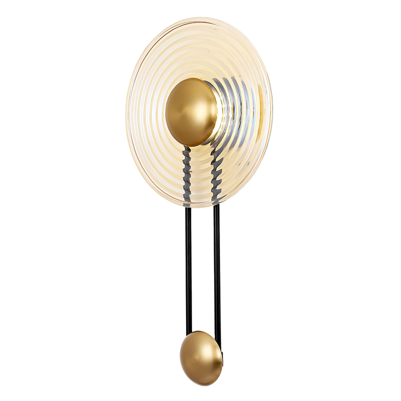 Бра с круглым рифленым плафоном янтарного цвета Savio Glass Disc Light Латунь Черный Янтарный в Волгограде | Loft Concept 