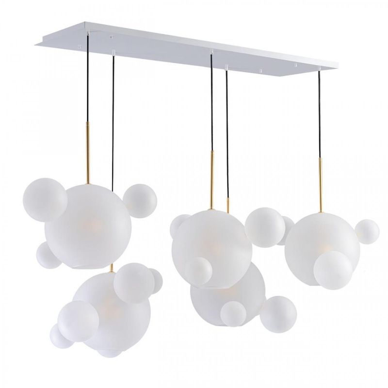 Линейный Светодиодный Светильник Giopato & Coombes Bubble Chandelier Linear Circle матовое белое стекло 5 плафонов Белый Золотой Линейный Светодиодный Светильник Giopato & Coombes Bubble Chandelier Linear Circle матовое белое стекло 5 плафонов Белый Золотой в Волгограде | Loft Concept