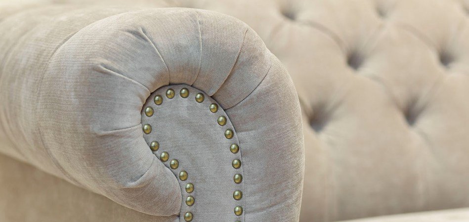 Диван велюровый бежевый трехместный Button Beige Диван велюровый бежевый трехместный Button Beige - Loft-Concept в Волгограде
