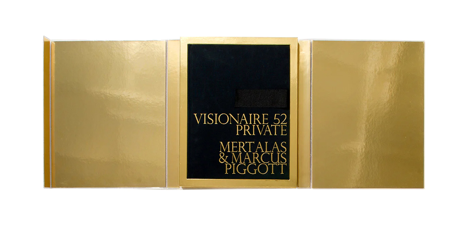 Уникальная коллекционная книга VISIONAIRE 52 PRIVATE LOUIS VUITTON - фото