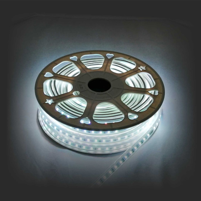 Светодиодная влагозащищенная лента 12W/m 60LED/m 5050SMD разноцветная 15M Белый Светодиодная влагозащищенная лента 12W/m 60LED/m 5050SMD разноцветная 15M Белый в Волгограде | Loft Concept
