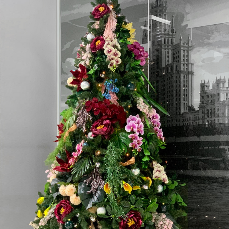 Ель Дизайнерская украшенная тропическими Цветами Christmas tree Tropical Flowers Красный Розовый Зеленый Желтый Ель Дизайнерская украшенная тропическими Цветами Christmas tree Tropical Flowers Красный Розовый Зеленый Желтый в Волгограде | Loft Concept