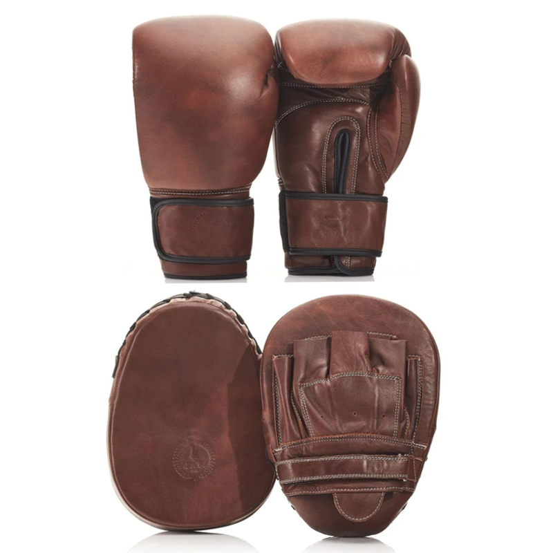 Винтажный набор перчаток для бокса и фитнеса LEATHER BOXING GLOVE СЕТ из 2-х Коричневый винтаж Винтажный набор перчаток для бокса и фитнеса LEATHER BOXING GLOVE СЕТ из 2-х Коричневый винтаж в Волгограде | Loft Concept