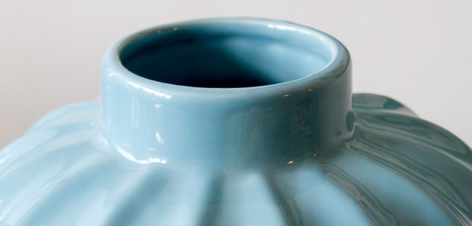 Желтая ваза с крышкой - фото №2