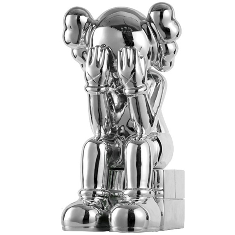 Статуэтка KAWS Passing Through Silver Серебряный Статуэтка KAWS Passing Through Silver Серебряный в Волгограде | Loft Concept