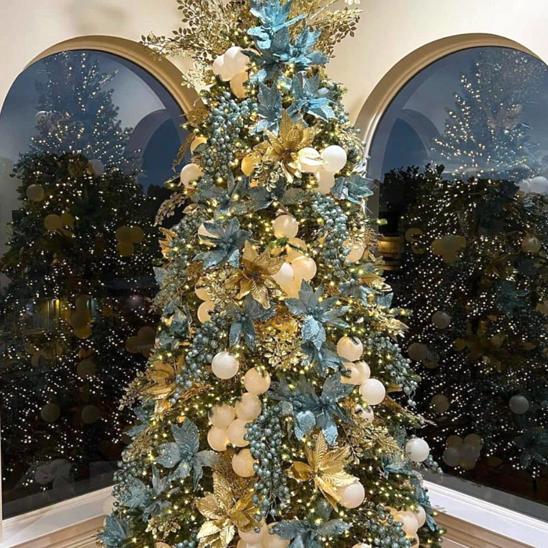 Дизайнерская Елка украшенная Золотыми и Голубыми Цветами Golden and Blue Flowers Золотой Голубой Дизайнерская Елка украшенная Золотыми и Голубыми Цветами Golden and Blue Flowers Золотой Голубой в Волгограде | Loft Concept