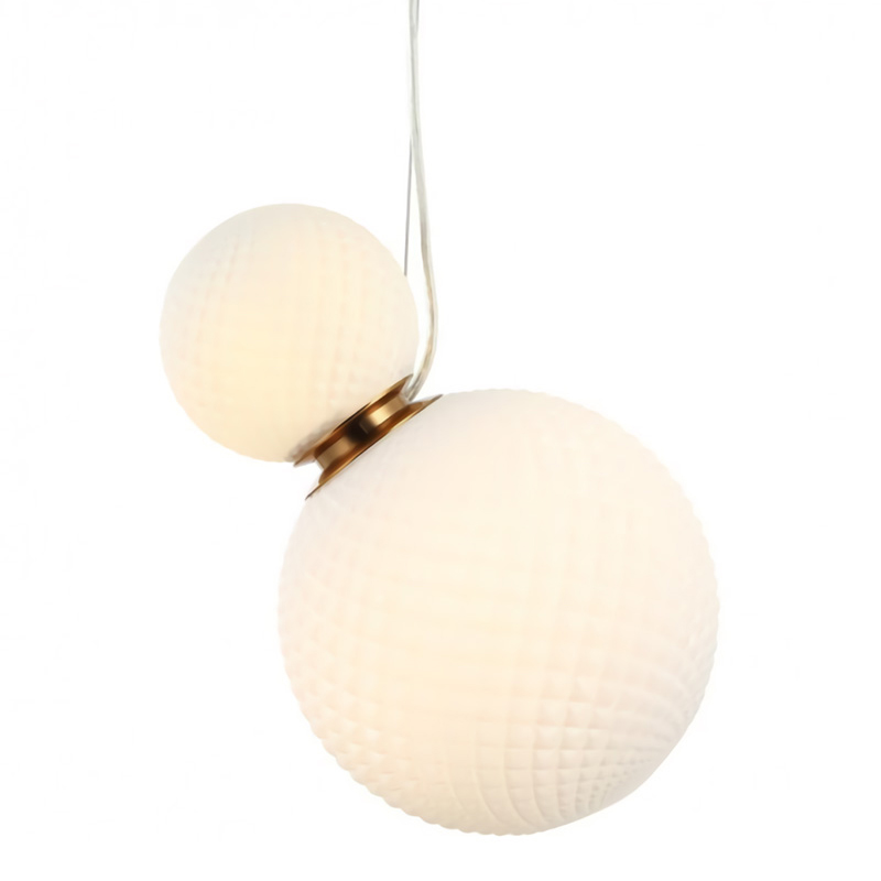 Подвесной светильник Perforated Bubbles с белым плафоном Латунь Белый Подвесной светильник Perforated Bubbles с белым плафоном Латунь Белый в Волгограде | Loft Concept