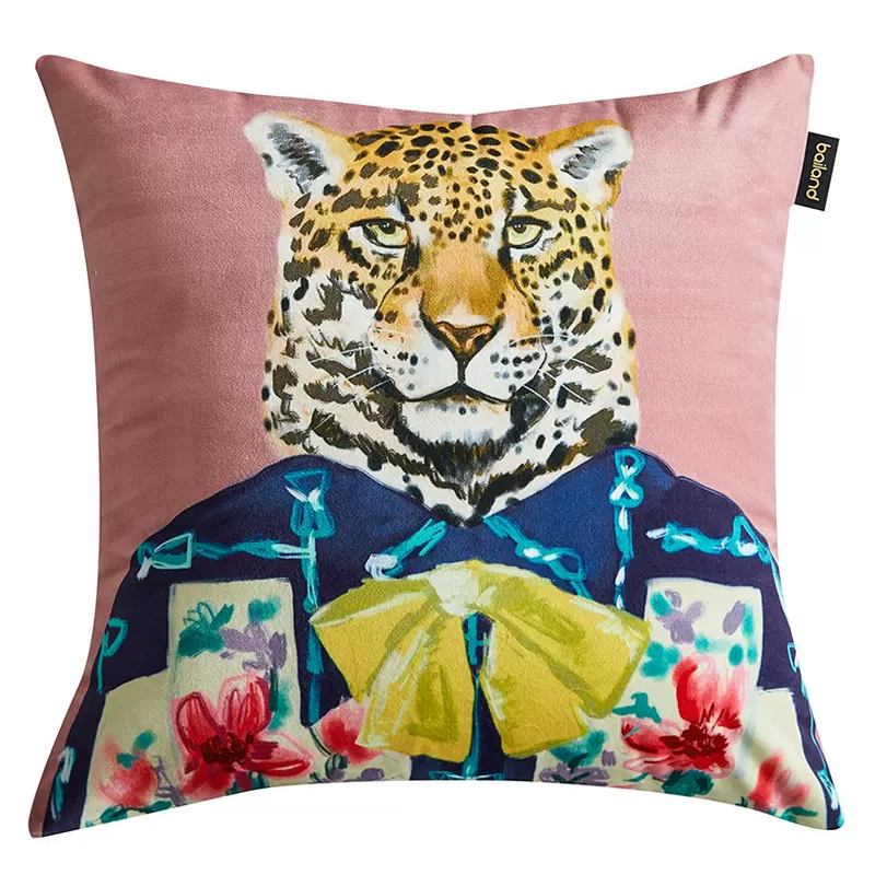 Декоративная подушка Стиль Gucci Leopard Fashion Animals Cushion Pink Розовый Мульти Декоративная подушка Стиль Gucci Leopard Fashion Animals Cushion Pink Розовый Мульти в Волгограде | Loft Concept