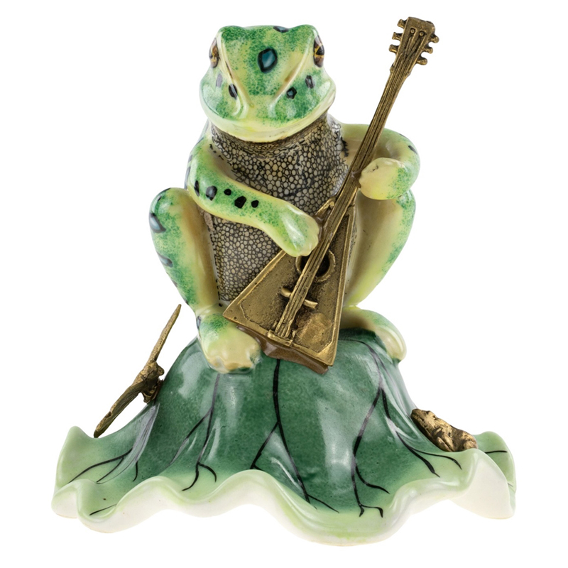Статуэтка Frog and Balalaika Зеленый Золотой Статуэтка Frog and Balalaika Зеленый Золотой в Волгограде | Loft Concept