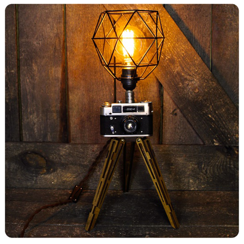 Настольная лампа Retro Camera Черный Настольная лампа Retro Camera Черный в Волгограде | Loft Concept
