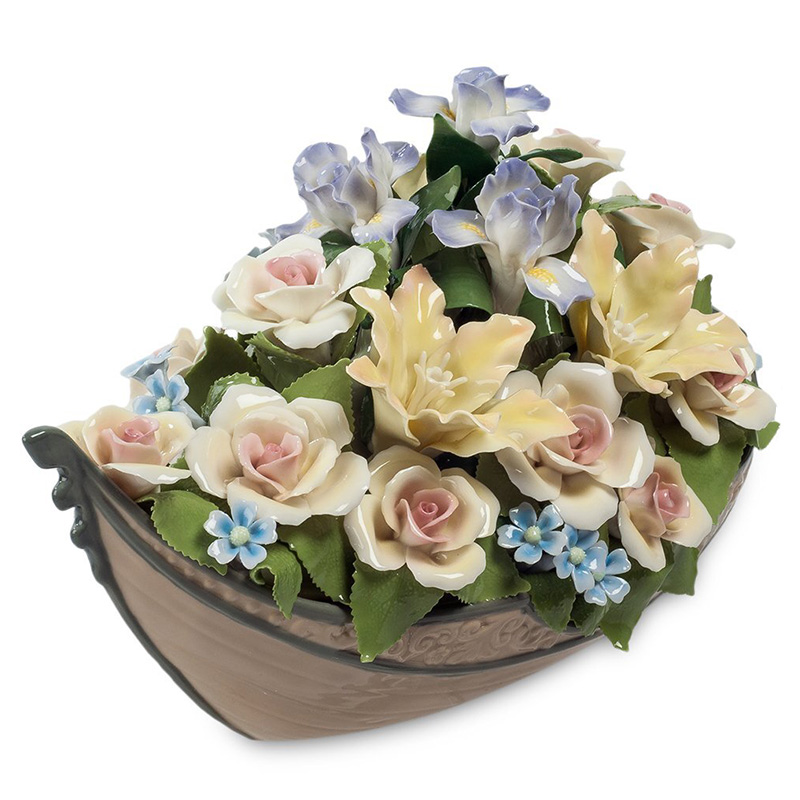 Статуэтка фарфоровая Лодка с цветами Charming Statuette Белый Розовый Голубой Зеленый Желтый Коричневый Статуэтка фарфоровая Лодка с цветами Charming Statuette Белый Розовый Голубой Зеленый Желтый Коричневый в Волгограде | Loft Concept