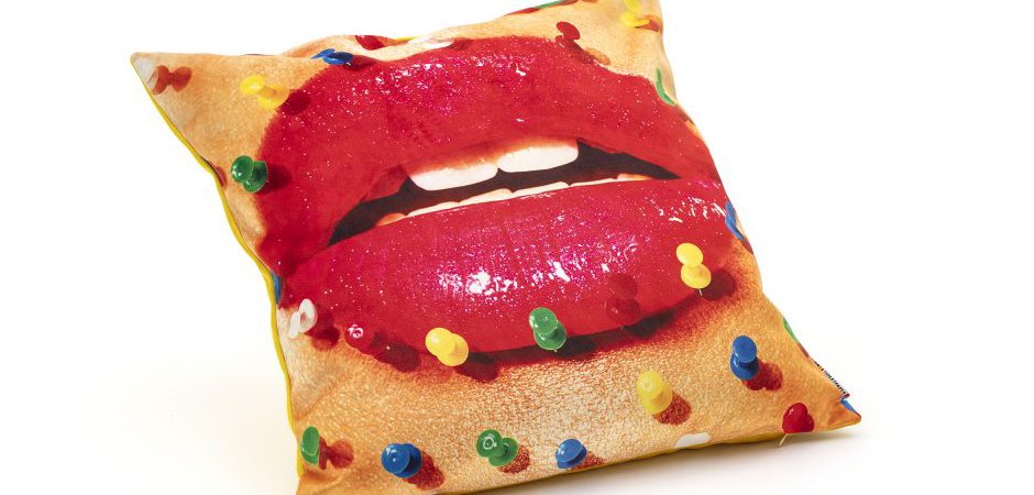 Подушка Seletti Cushion Mouth with pins Design: Toiletpaper Подушка Seletti Cushion Mouth with pins Design: Toiletpaper - Loft-Concept в Волгограде