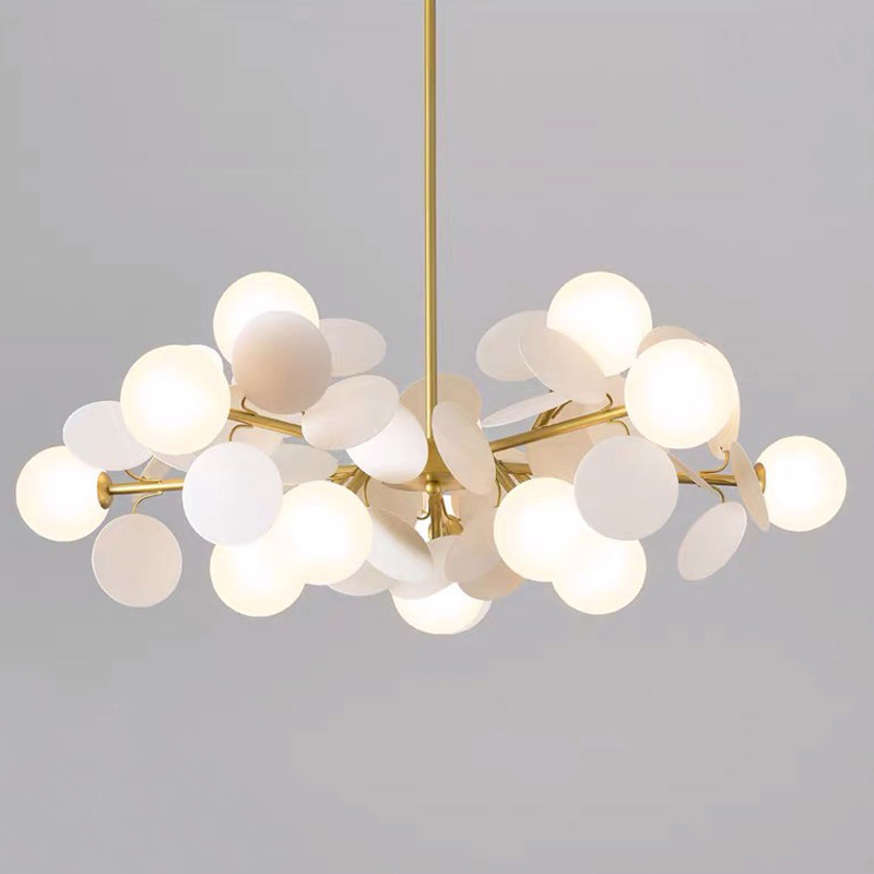 Люстра MATISSE Chandelier white Золотой Белый Люстра MATISSE Chandelier white Золотой Белый в Волгограде | Loft Concept