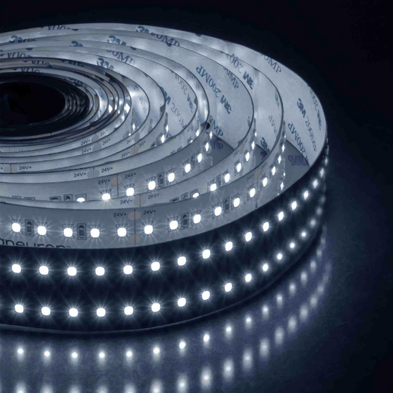 Светодиодная лента 42W/m 240LED/m 2835SMD холодный белый 5M Белый Светодиодная лента 42W/m 240LED/m 2835SMD холодный белый 5M Белый в Волгограде | Loft Concept