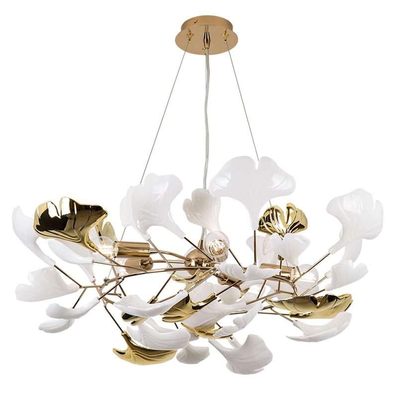 Люстра Wintery flover Gold с Белыми декоративными плафонами Золотой Белый Люстра Wintery flover Gold с Белыми декоративными плафонами Золотой Белый в Волгограде | Loft Concept