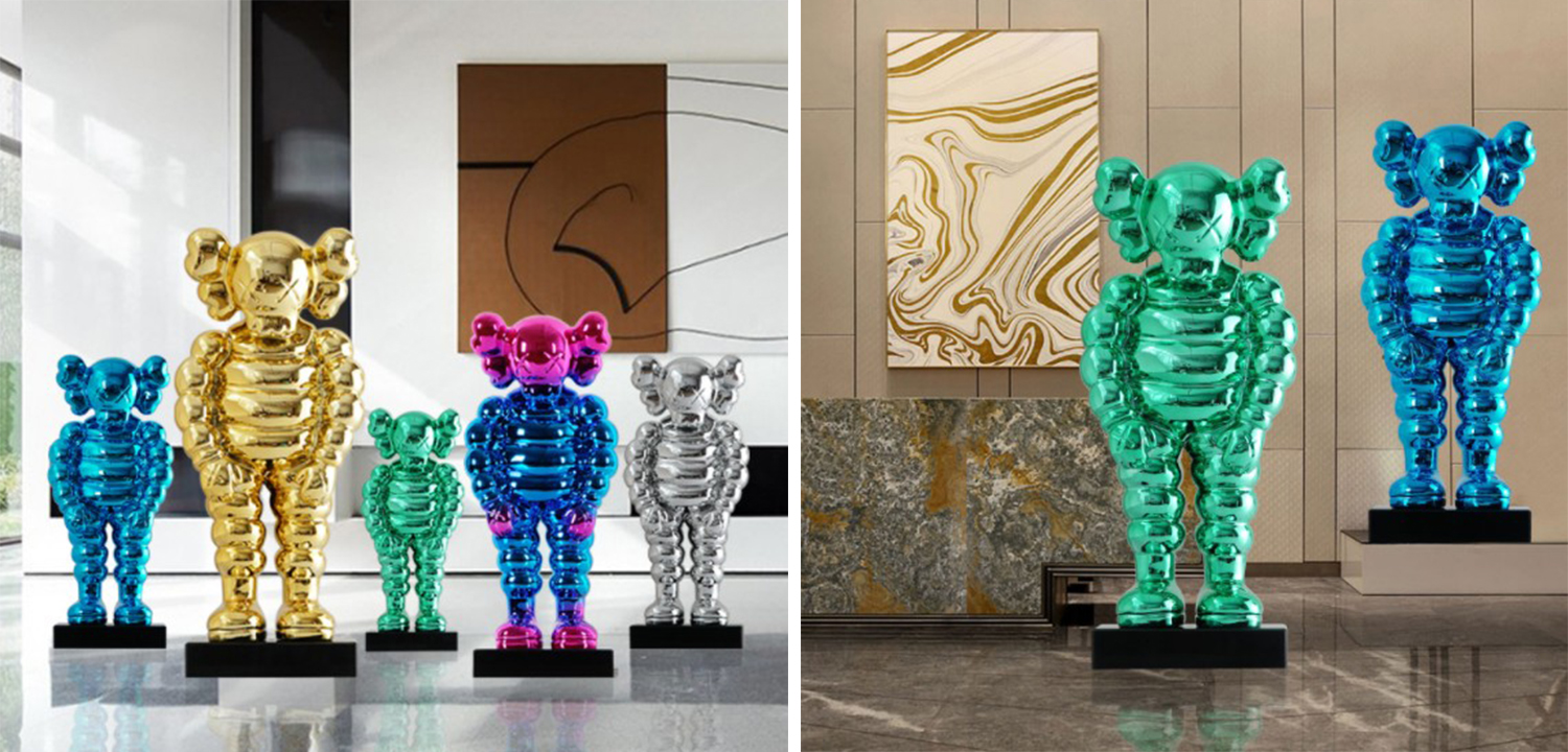 Статуэтка KAWS Bowed Down Blue on stand - фото