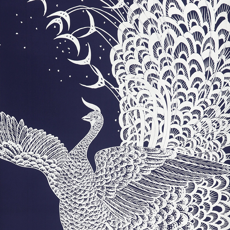 Обои ручная роспись в стиле Арт-деко Whistler Peacocks Special Colourway on Empire Blue dyed silk Обои ручная роспись в стиле Арт-деко Whistler Peacocks Special Colourway on Empire Blue dyed silk в Волгограде | Loft Concept