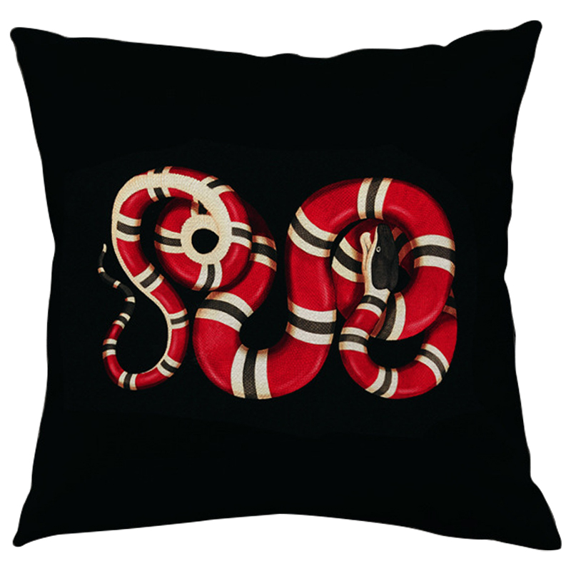 Декоративная подушка Стиль Gucci Micrurus Snake Black Черный Красный Бежевый Декоративная подушка Стиль Gucci Micrurus Snake Black Черный Красный Бежевый в Волгограде | Loft Concept
