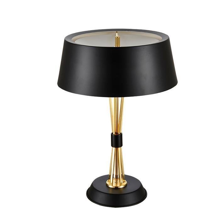 Настольная лампа MILES TABLE LAMP Delightful Глянцевое золото Черный Белый Настольная лампа MILES TABLE LAMP Delightful Глянцевое золото Черный Белый в Волгограде | Loft Concept