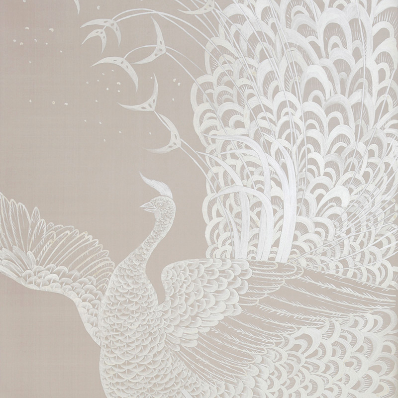 Обои ручная роспись в стиле Арт-деко Whistler Peacocks Special Colourway on Almost Mauve dyed silk Обои ручная роспись в стиле Арт-деко Whistler Peacocks Special Colourway on Almost Mauve dyed silk в Волгограде | Loft Concept