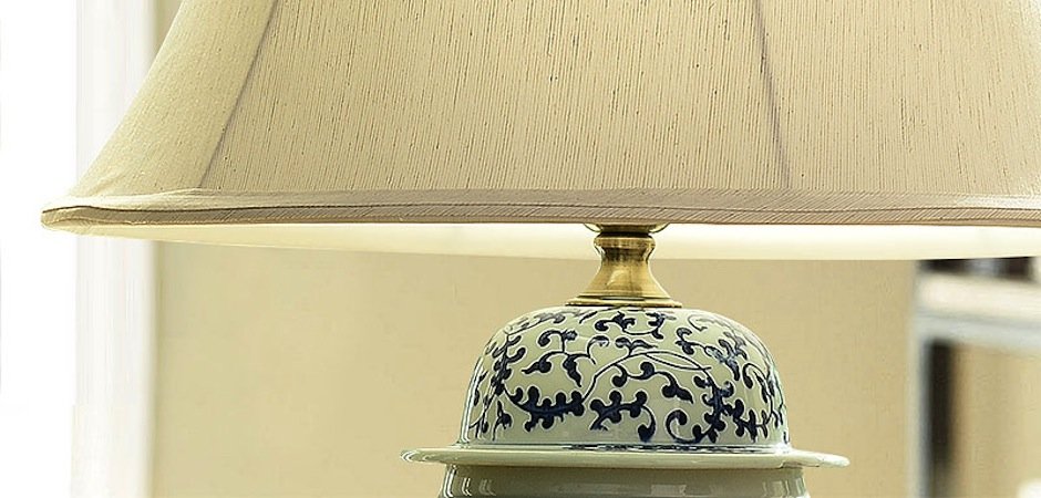 Настольная керамическая лампа с узором Kelly - Loft-Concept в Волгограде