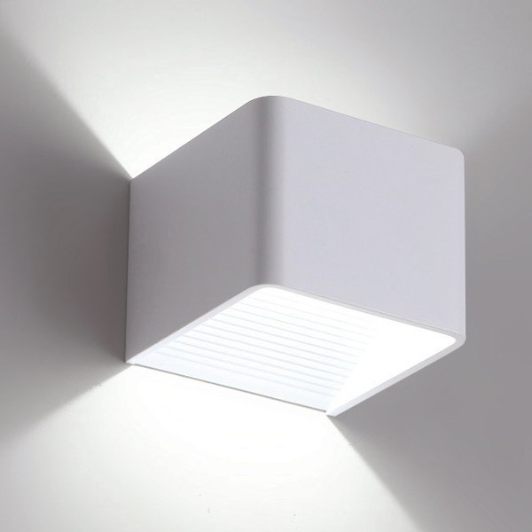 Спот White Cube Spot Short Серебряный Спот White Cube Spot Short Серебряный в Волгограде | Loft Concept