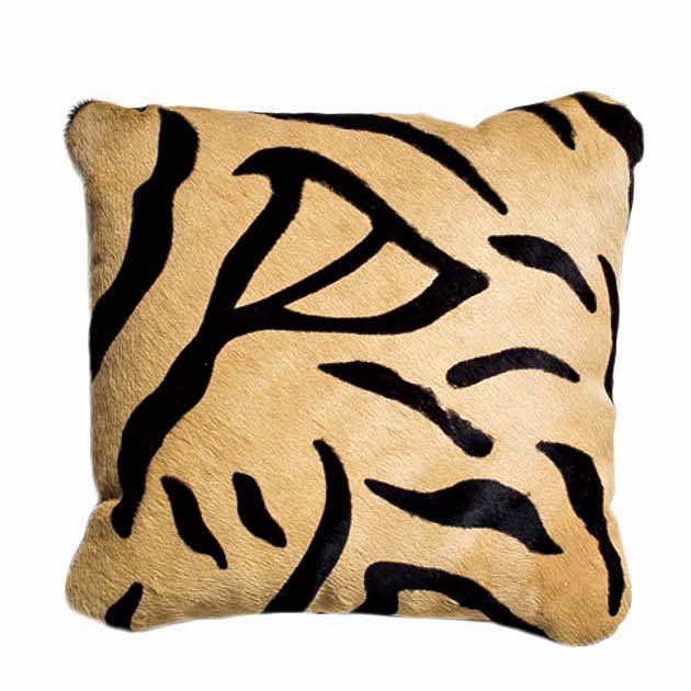 Подушка меховая Tiger Бежево-серый Черный Подушка меховая Tiger Бежево-серый Черный в Волгограде | Loft Concept