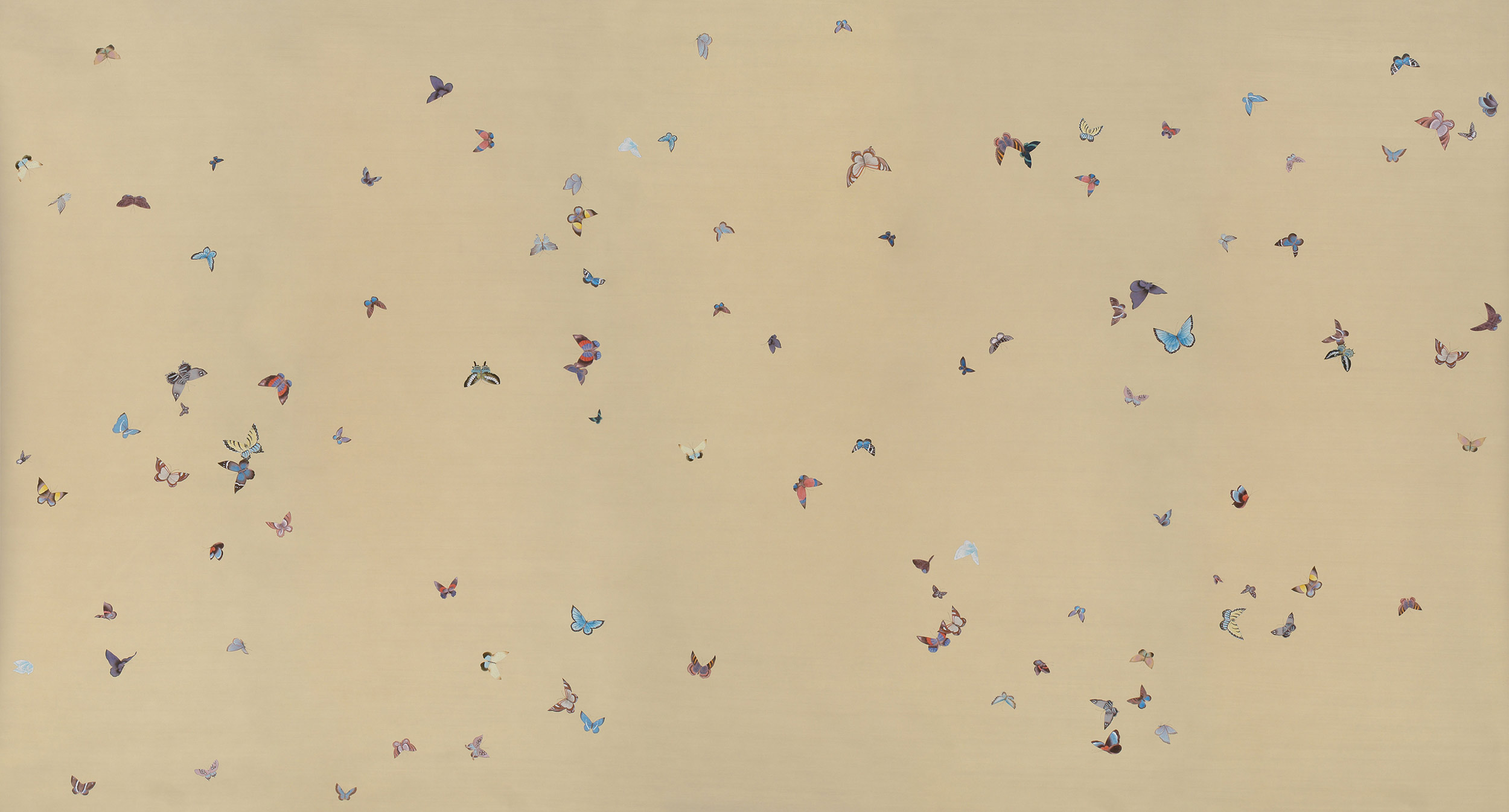 Обои ручная роспись Butterflies Icarus on New Faint Gold metallic silk Обои ручная роспись Butterflies Icarus on New Faint Gold metallic silk - постер Loft-Concept в Волгограде