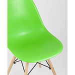Пластиковый стул на ножках из массива бука Eames Light Green варинант исполнения - 2 | Loft Concept в Волгограде