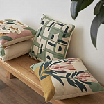 Подушка декоративная зеленого цвета с геометрическим рисунком Divine Abstractions варинант исполнения - 5 | Loft Concept в Волгограде