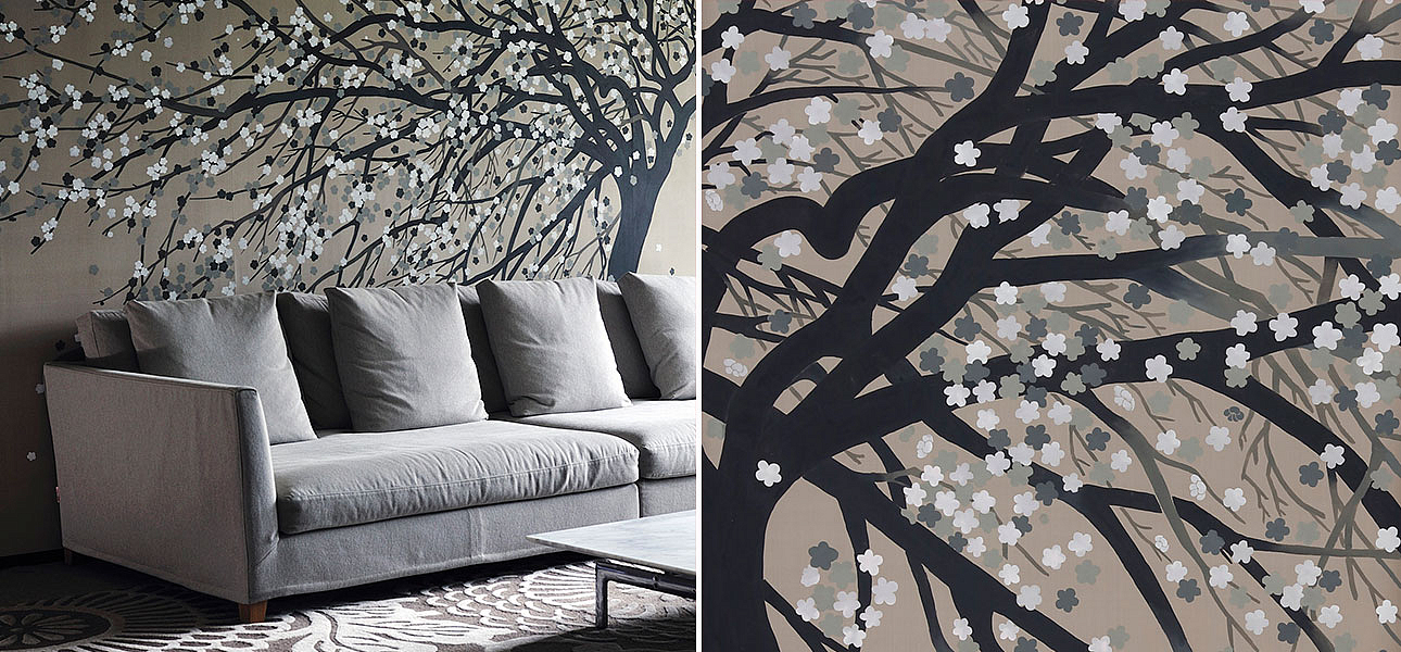 Обои ручная роспись Windswept Blossom Colourway SC-53 on Lead Grey dyed silk Обои ручная роспись Windswept Blossom Colourway SC-53 on Lead Grey dyed silk - Loft-Concept в Волгограде