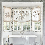 Обои с вышивкой ручной работы Moonlit Garden Original colourway on muslin варинант исполнения - 1 | Loft Concept в Волгограде