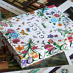 Подарочная коллекционная книга для дизайнеров Gucci. The Art of Silk Assouline варинант исполнения - 8 | Loft Concept в Волгограде