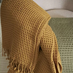 Плед из шерсти цвета охры с бахарамой Waffle Comfort варинант исполнения - 4 | Loft Concept в Волгограде