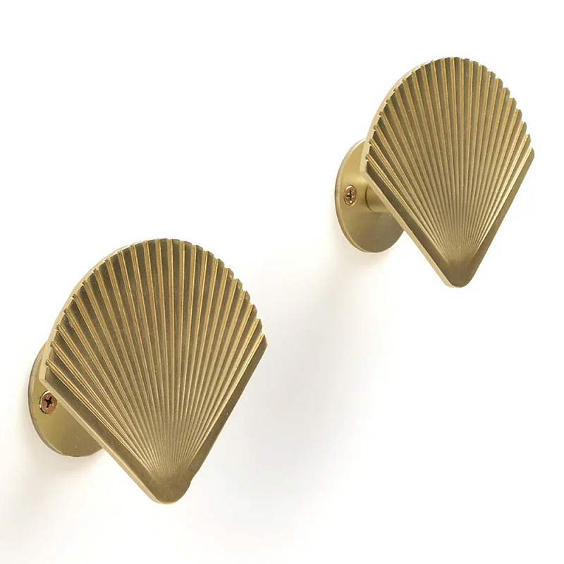 Комплект из 2-х настенных крючков из металла Shell Wall Hooks Латунь Комплект из 2-х настенных крючков из металла Shell Wall Hooks Латунь в Волгограде | Loft Concept