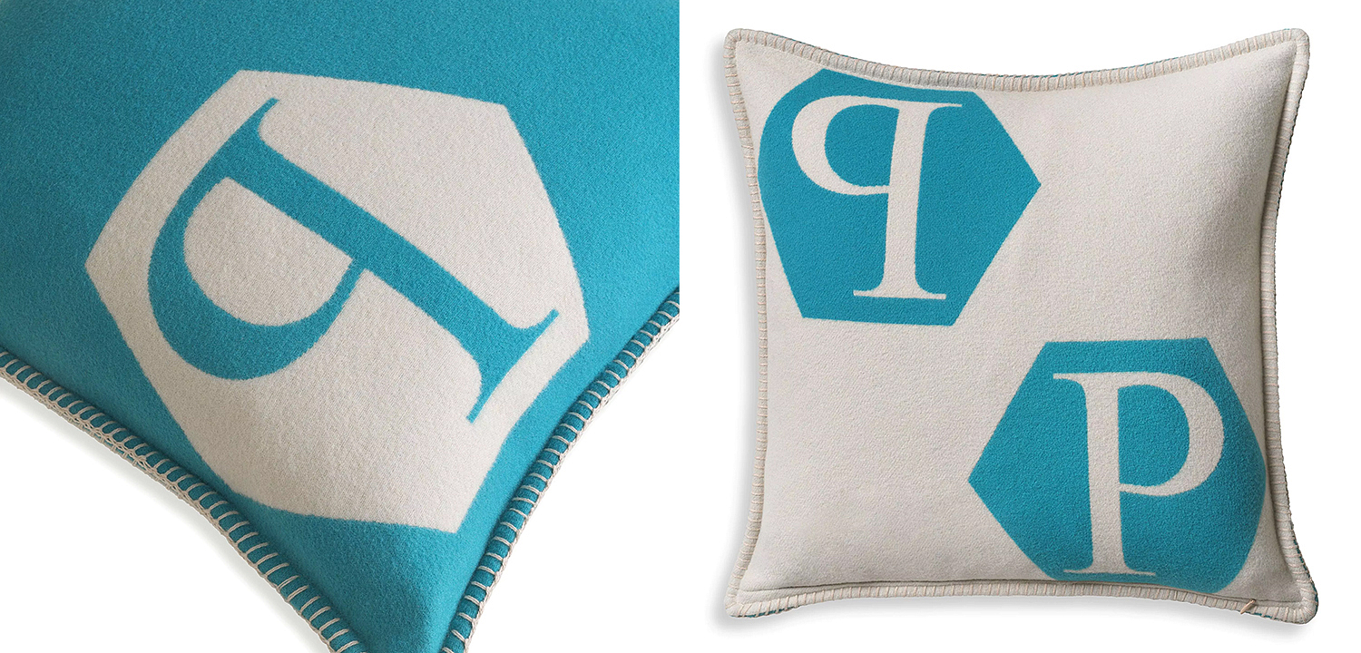 Подушка Philipp Plein Cushion Cashmere PP Logo 65 x 65 Blue Подушка Philipp Plein Cushion Cashmere PP Logo 65 x 65 Blue - Loft-Concept в Волгограде