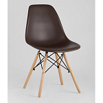 Пластиковый стул на ножках из массива бука Eames Brown варинант исполнения - 1 | Loft Concept в Волгограде
