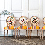 Стул бежевый в разноцветную полоску из натурального бука с изображением птиц и цветов Blooming Red Birds Colorful Stripes Chair варинант исполнения - 10 | Loft Concept в Волгограде