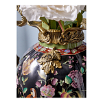 Ваза из фарфора черная с цветочной росписью и бронзовыми элементами Spring Garden варинант исполнения - 5 | Loft Concept в Волгограде