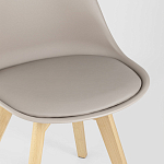 Стул с основой из пластика и мягким сиденьем Arvika Beige варинант исполнения - 7 | Loft Concept в Волгограде