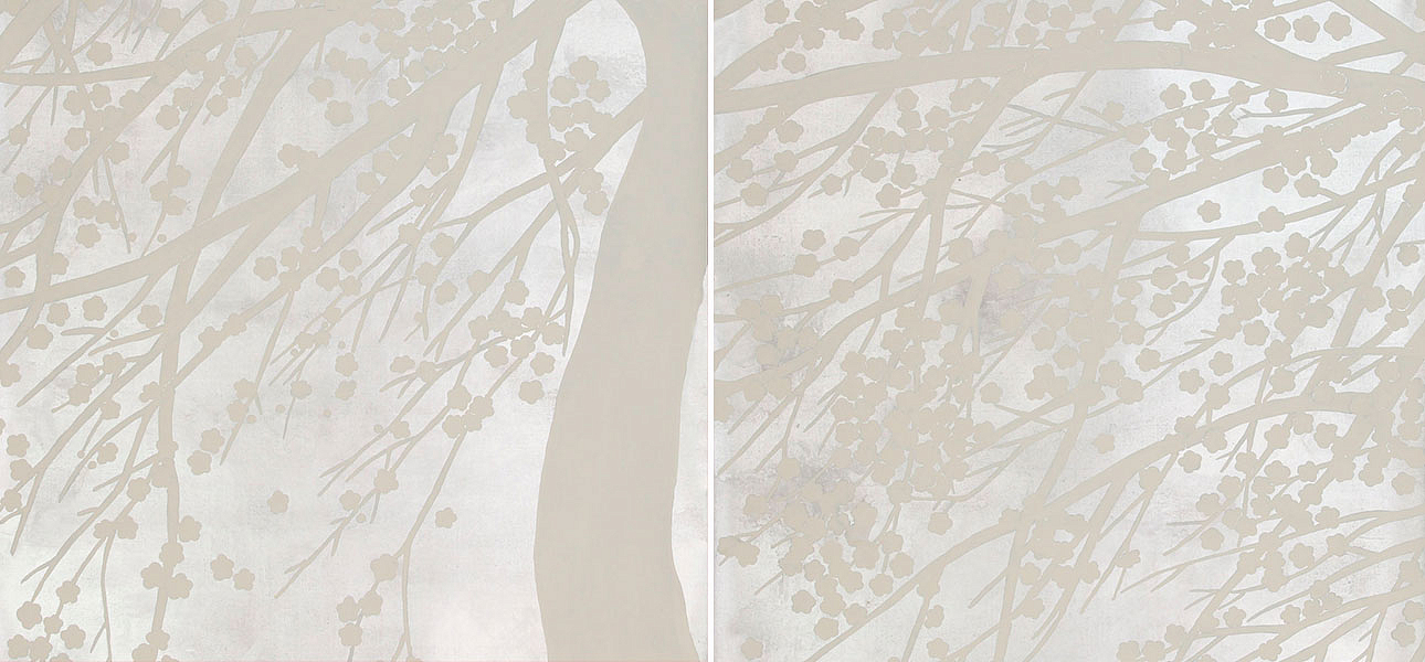 Обои ручная роспись Windswept Blossom Blossom on Sterling Silver gilded silk with pearlescent antiquing - Loft-Concept в Волгограде