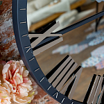 Часы настенные зеркальные с серебряным металлическим циферблатом Mirror Tower Clock варинант исполнения - 2 | Loft Concept в Волгограде