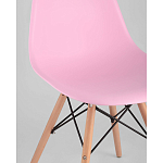 Пластиковый стул на ножках из массива бука Eames Pink варинант исполнения - 2 | Loft Concept в Волгограде