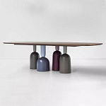 Обеденный стол деревянный с разноцветными фигурными ножками Cop варинант исполнения - 1 | Loft Concept в Волгограде