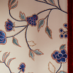 Обои с вышивкой ручной работы Flora Catherine colourway on Liso Pearl wool sateen варинант исполнения - 4 | Loft Concept в Волгограде